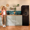 Réfrigérateur combiné Bolero CoolMarket Combi 250 WD Black Glass D. Capacité de 250L, classe D, compresseur Inverter, Total No Frost, porte réversible